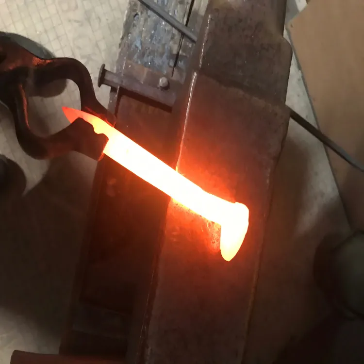 Dog tal-binarji tal-ferrovija taċ-Ċina Spikes Q235