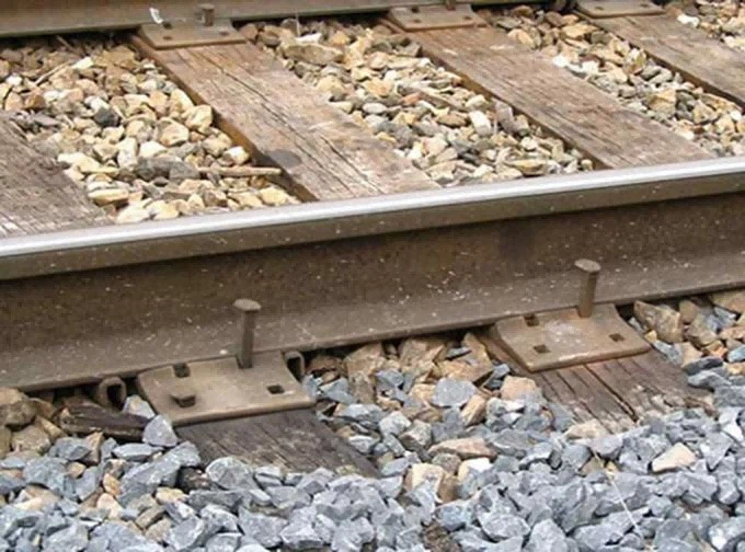 Spikes tal-ferrovija tal-ferrovija dritti tal-ferrovija